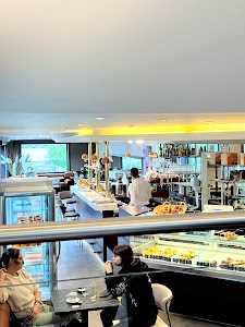 Martel Vésenaz place picture